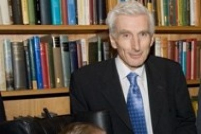 S. Hawking y Martin Rees