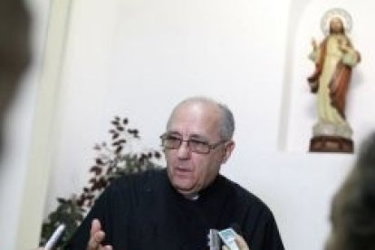 El portavoz de los obispos cubanos, el padre José Félix Pérez, pide que más voces puedan expresarse