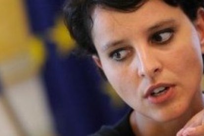 La Ministra de Derechos de las Mujeres, Najat Vallaud-Belkacem, de 36 años... recuerda a Leire Pajín o Bibiana Aído, pero nacida en el Rif