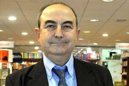 Rino Cammilleri, desencantado de la mitología del 68, encontró en el Evangelio un manual para la vida