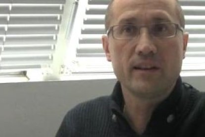 Jean-Pier Delaume-Myard es homosexual pero defiende el matrimonio real y el derecho de los niños a un padre y una madre