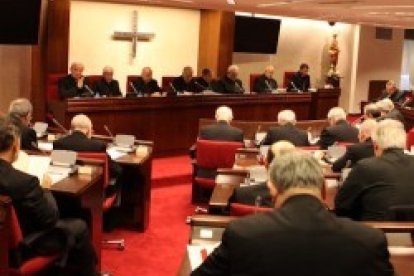 La Conferencia Episcopal Española tiene que elegir un nuevo rostro ante la prensa
