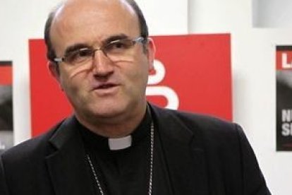 Munilla cita al Papa Francisco para recordar que la defensa de la persona incluye la del niño por nacer, el ser humano desde su concepción