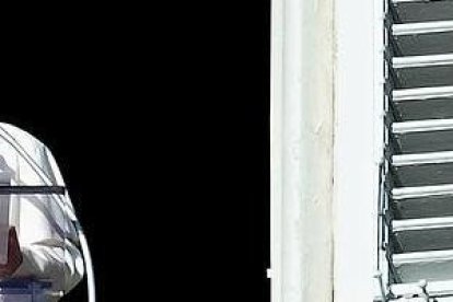 El Papa recomendó esta peculiar cajita de medicamento... unas instrucciones para orar a la Divina Misericordia