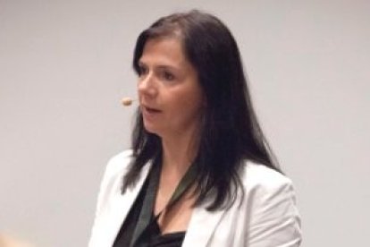 La escritora Birgit Kelle denuncia la alianza de las ideologías comunistas y capitalistas para debilitar las familias, la maternidad y la feminidad