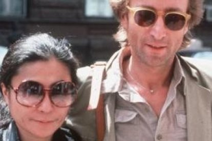 John Lennon y Yoko Ono en 1980, el año que él fue asesinado... cuando iba madurando su necesidad de un Salvador