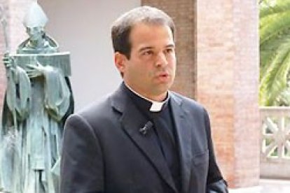 Ricardo Reyes, sacerdote panameño destinado en Roma.