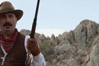 Andy García interpreta al general Gorostieta, que empieza como un ateo y al finalizar admira y se acerca a la fe de los cristeros