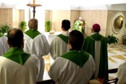 El Papa recorre las Escrituras con su misa diaria en la residencia de Santa Marta