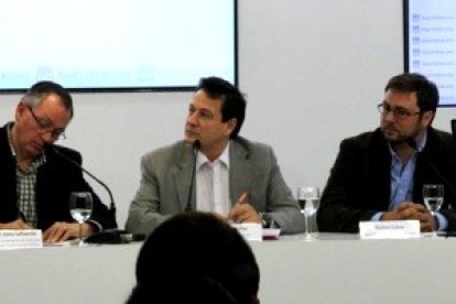 De izquierda a derecha, López Diéguez -AES-, J.Zazu -CTC- F.Paz -Vox-, R.Calvo - PFyV y Nacho Arsuaga de HazteOir