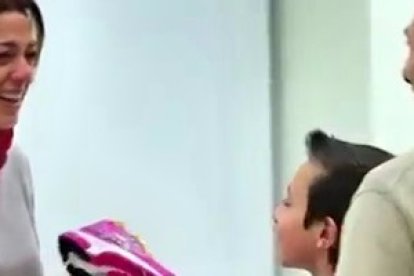 Los cuatro participantes masculinos en la sorpresa describen la importancia de sus mujeres en sus vidas.