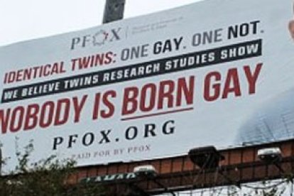 Un anuncio de PFOX (Padres y Amigos de Ex-Gays y Gays)