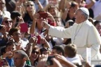 El Papa Francisco en su audiencia de los miércoles, que aprovecha para dar una catequesis