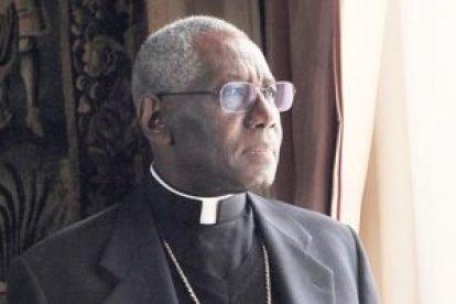 El cardenal Robert Sarah conoció las cárceles guineanas bajo un régimen comunista - hoy es Prefecto de la Congregación del Culto Divino y defensor de la familia