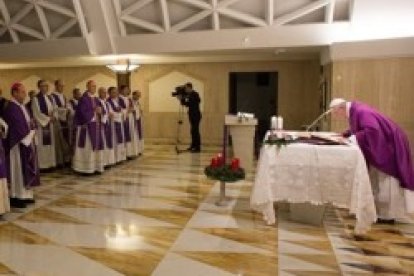 Francisco aprovecha las Escrituras de Adviento para exhortar a los fieles en sus homilías matinales de Santa Marta