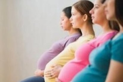 Las embarazadas requieren un aprecio y atención especial por parte de la sociedad