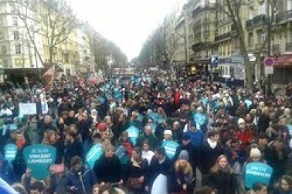Cientos de miles de personas secundaron una convocatoria muy centrada en la protección de la vida ante la amenaza de la eutanasia.