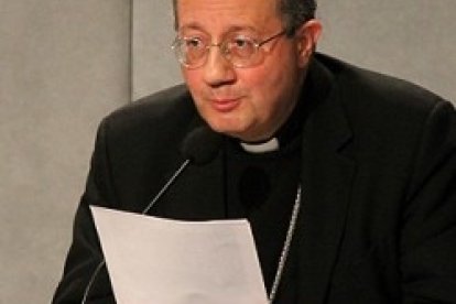 El arzobispo Bruno Forte, secretario especial del Sínodo de los Obispos para la familia