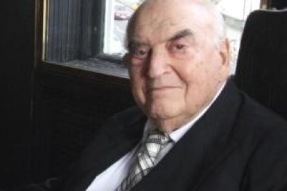 George Weidenfeld fue ayudado por cristianos a huir del régimen nazi... hoy ayuda a cristianos perseguidos de Siria e Irak