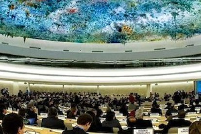 La cúpula de la Sala de los Derechos Humanos de la ONU, en Ginebra, es obra del artista español Miquel Barceló.