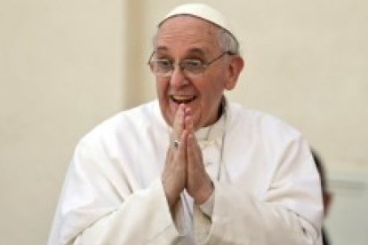 Circulan por la red mensajes atribuidos al Papa, sin explicar fecha ni lugar ni documento... son dulzones, y falsos