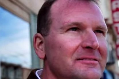 Joseph Sciambra utiliza el argumento de su propia vida para explicar la posibilidad de un cambio.