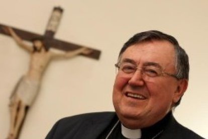 El cardenal Vinko Puljic es arzobispo de Sarajevo y miembro de la comisión que estudia Medjugorje