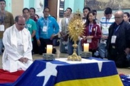 Una oración por Venezuela en Caracas... los obispos animan al pueblo a ser protagonista, no callar por miedo