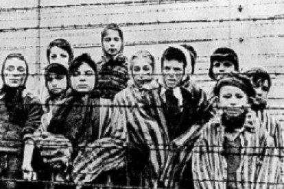 La BBC ha tenido que rectificar y ahora reconoce que la Iglesia ayudó a los judíos durante el nazismo
