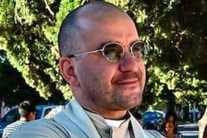 Leandro Bonnin es sacerdote en la provincia de Entre Ríos (Argentina).