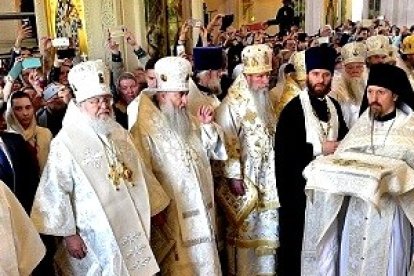 Consagración de una iglesia ortodoxa en Moscú dedicada a los mártires y a la Resurrección...