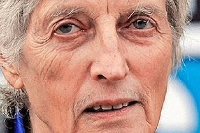 La doctora y abortera Wendy Savage defiende, como feminista, el aborto selectivo aunque suponga la eliminación preferentemente de niñas.