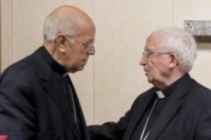 El cardenal Blázquez y el cardenal Cañizares, presidente y vicepresidente de la Conferencia Episcopal
