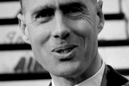 Leonard Cheshire destacó como militar y luego como creador de una enorme red asistencial para discapacitados