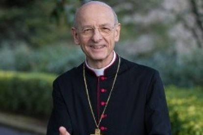 Fernando Ocáriz tiene 72 años.