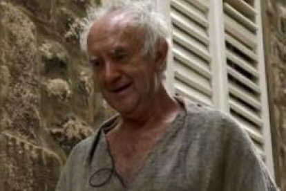 Jonathan Pryce como el humilde y haraposo Septón Supremo de Juego de Tronos