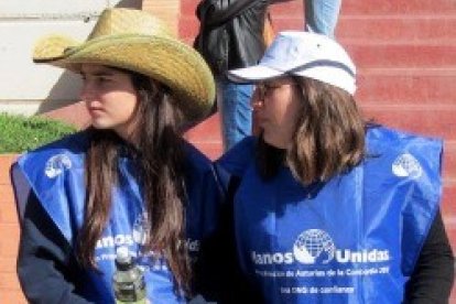 Unas voluntarias jóvenes de Manos Unidas - 8 de cada 10 son mujeres en esta ONG veterana