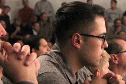 Más de 1.300 hombres católicos participaron en la conferencia Into the brech
