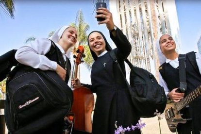 Las Siervas llevan ya 4 años de conciertos y ven cómo crece su base de fans por todo el continente americano y más allá