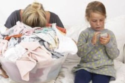 Las familias se ven desprotegidas y faltas de ayuda en España... no hay políticas familiares reales