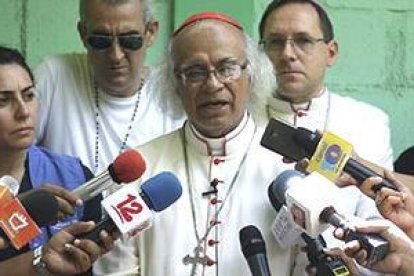 El cardenal Brenes, arzobispo de Managua, pide detener la violencia y reanudar el diálogo