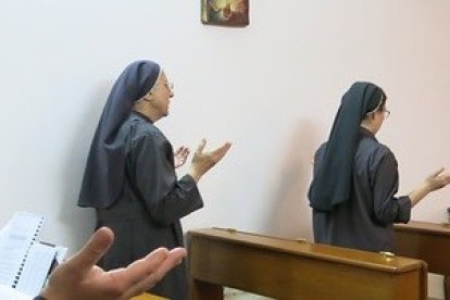 Las religiosas arriesgaron sus vidas para recuperar libros y ornamentos litúrgicos