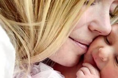 Toda la información que le llega a las jóvenes sobre la maternidad incide en los aspectos negativos para ella como mujer, lamenta Rachele Sagramoso.