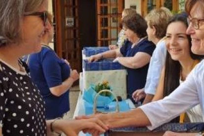 Los feligreses de Jávea acogen a los asistentes al encuentro de Células de Evangelización... la parroquia se vuelca
