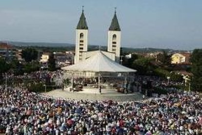 Cada año llegan a Medjugorje millones de peregrinos de todo el mundo