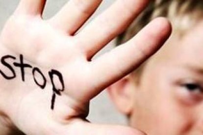 La presión ideológica sobre los médicos está conduciendo a la aplicación sobre menores inseguros de tratamientos con consecuencias a medio y largo plazo sobre las que no hay aún estudios concluyentes.