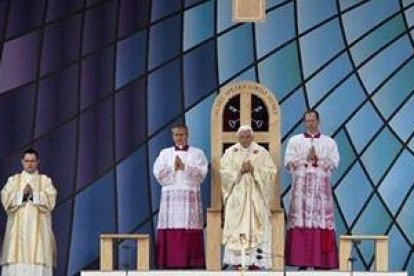 Benedicto XVI en la beatificación del cardenal Newman en 2010 en Inglaterra... ahora, se aprueba su segundo milagro y puede ser canonizado