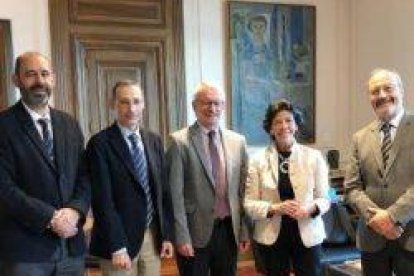 Delegados de Escuelas Católicas con la Ministra de Educación en octubre de 2018... un mes después,critican con dureza el texto del anteproyecto de ley