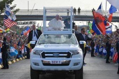 El Papa Francisco fue recibido por una auténtica multitud de jóvenes procedentes de todo el mundo / Vatican Media