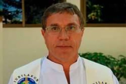 Médico, estudioso de la lengua chiquitana y misionero franciscano, ahora Jesús Galeote pastorea Camiri en Bolivia
